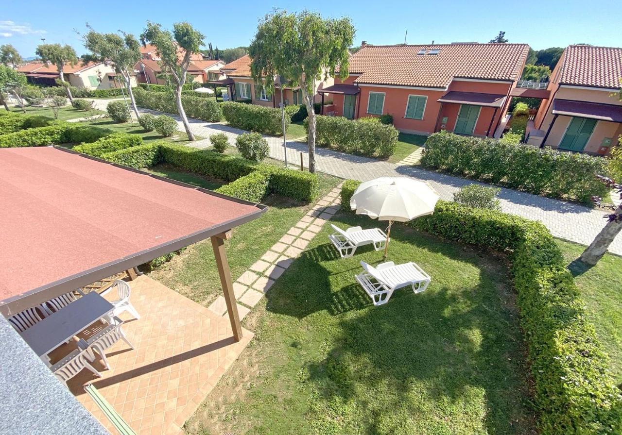 Rosa Dei Venti Aparthotel Vada Kültér fotó