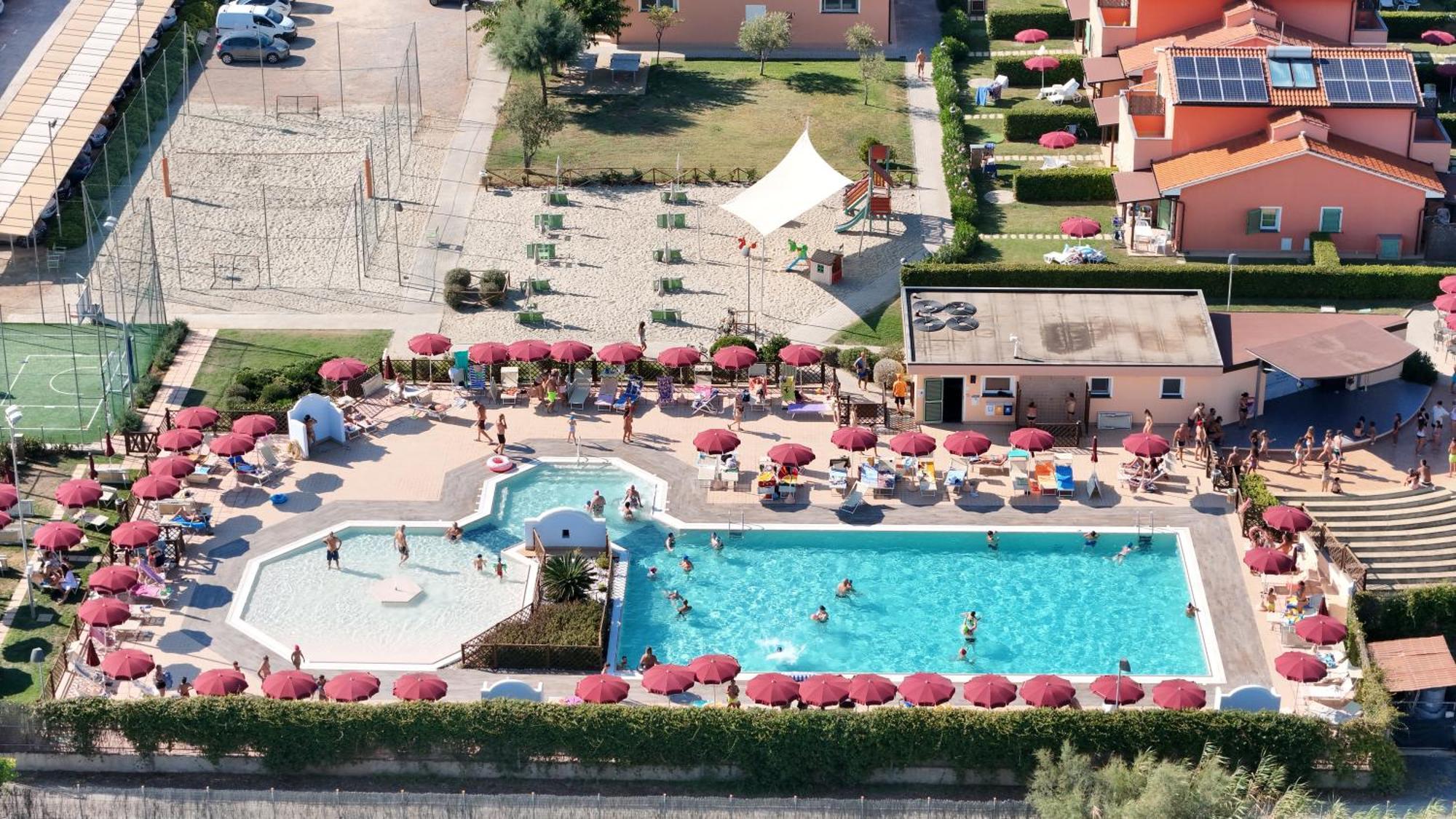Rosa Dei Venti Aparthotel Vada Kültér fotó