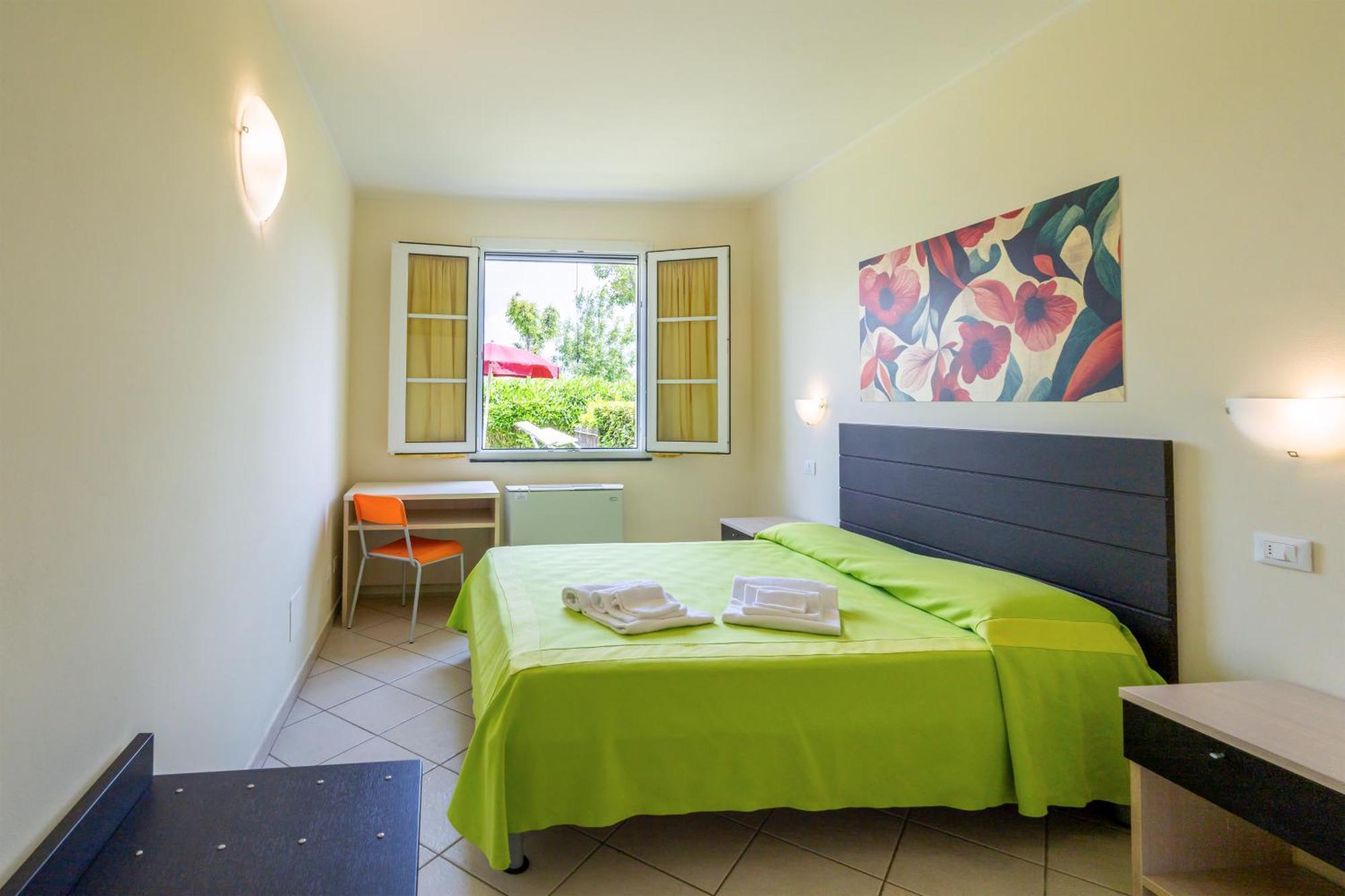 Rosa Dei Venti Aparthotel Vada Kültér fotó